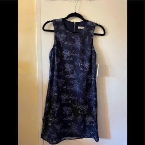 Chiffon Straight sleeveless Dress in Navy